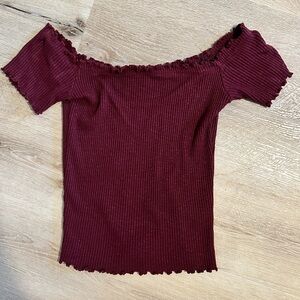 Maroon off the shoulder stretchy top